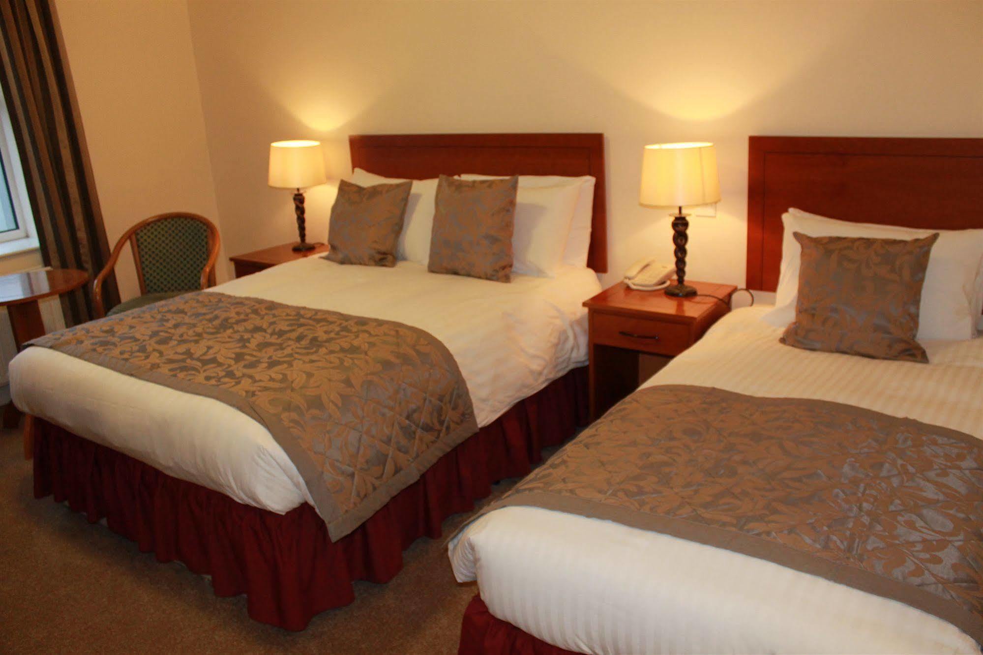 The Clonakilty Hotel Exterior photo